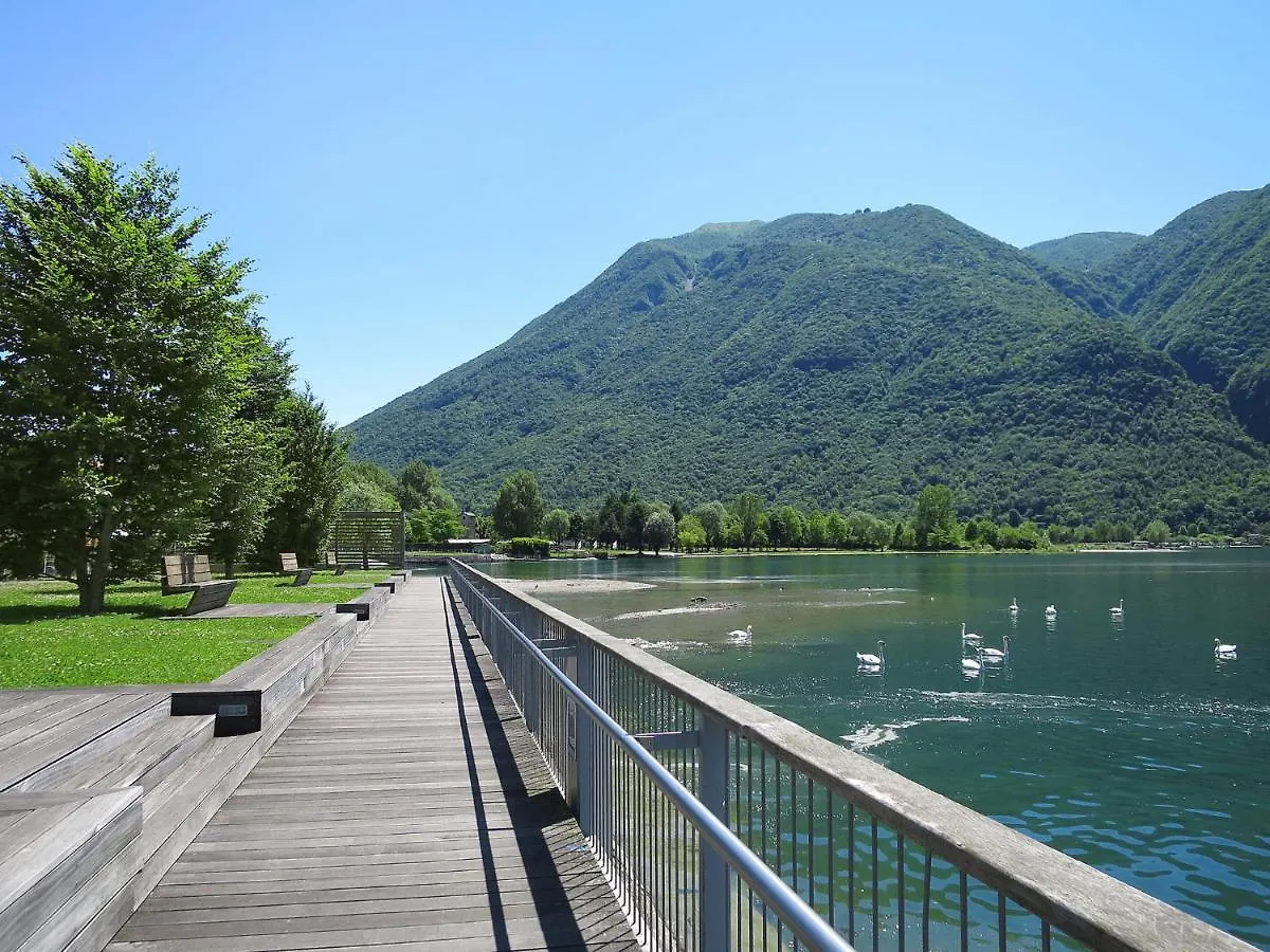 Locazione Turistica Merlo Porlezza 0*,  Italia
